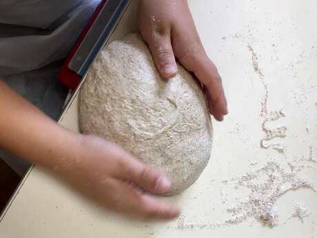 STAGE D'INITIATION DU GRAIN AU PAIN AU MUSÉE DU PAYSAN GASCON