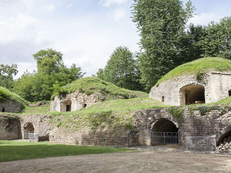 Autour du fort de Condé