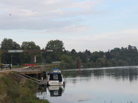 Halte Nautique de Gergy