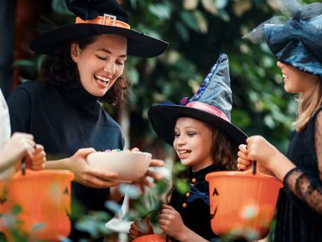 Chasse aux bonbons d'Halloween