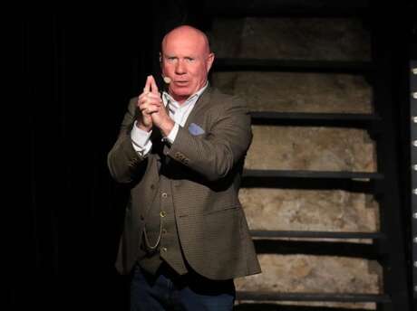 Spectacle d'hypnose avec Hervé Barbereau