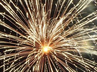 Vide-grenier, bal et feu d'artifice