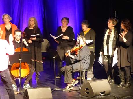 Bibliothèque : Sérénade au Château