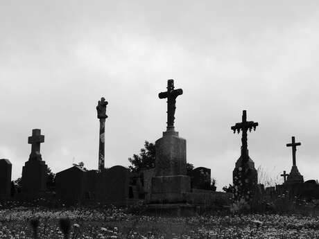 Histoires Tombales : visite nocturne du cimetière et de la chapelle
