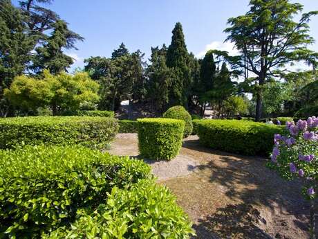 LE JARDIN DU CALVAIRE LE JARDIN DU CALVAIRE