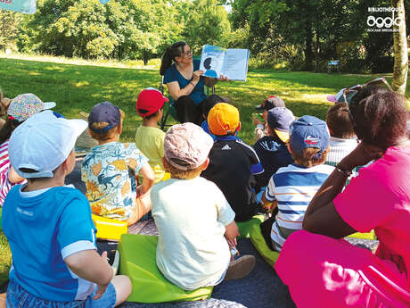 Lectures au bord de l'eau