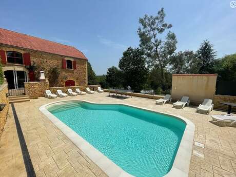 Gîte de charme Les Rosiers, piscine chauffée proche de Sarlat