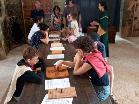 Château de Saint Mesmin - Castel en jeux