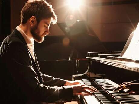 Zachary Kleiman et Jack Ullman interprètent au piano Bach (variations Goldberg), Chopin, Mozart, Schubert
