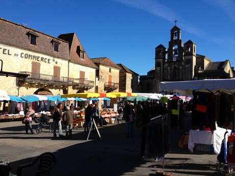 Marché de Villefranche du Périgord