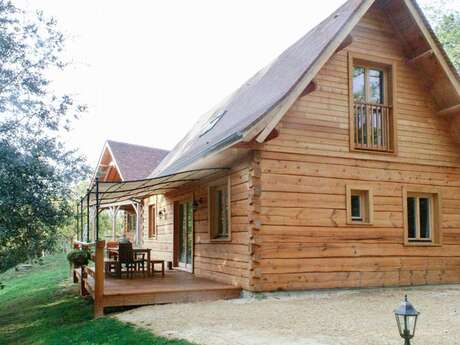 Au pré de l'arbre - Maison en bois massif Au pré de l'arbre - Maison en bois massif