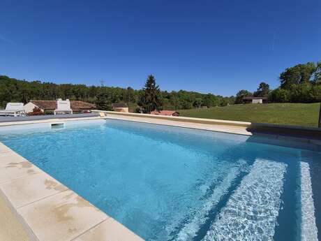 Maison de Verdure climatisée et piscine chauffée