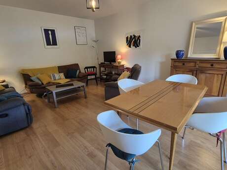 Sylvia Montfort à Sarlat parking privé