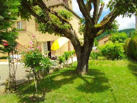 Les Sapinettes proche de la rivière à 100 m