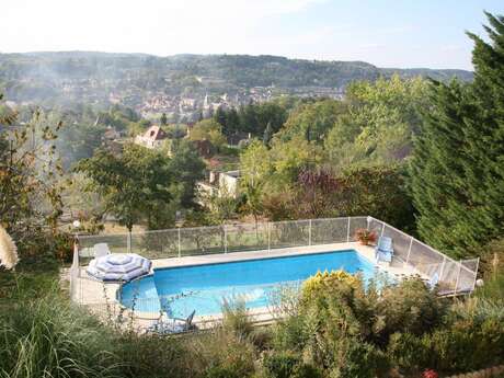 Maison des Cerisiers avec piscine privée à Sarlat