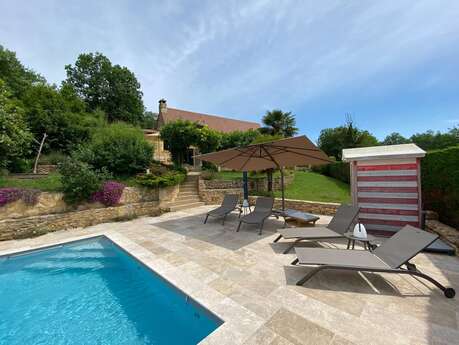 Notre perle du Périgord piscine proche de Sarlat
