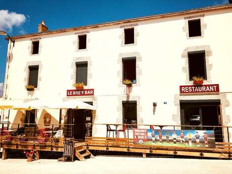 Le Bre'f Bar Le Bre'f Bar