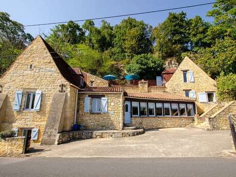 Logis de Chalons en Périgord - La Perle Noire