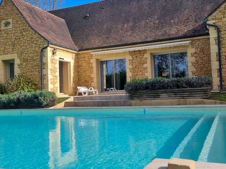 Villa Raiatea avec piscine privée à Sarlat