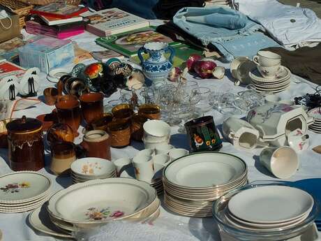 BROCANTE & VIDE GRENIERS