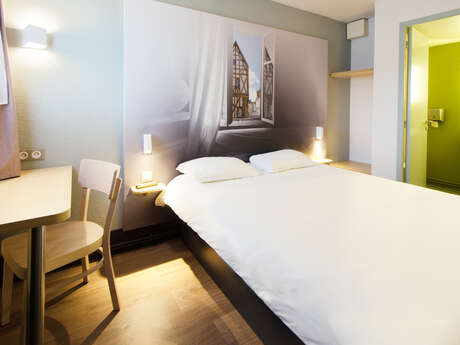 B&B Hotels Chartres le Forum