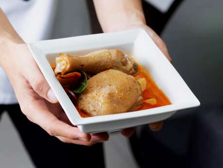 Week-end Henri IV - Poule au pot mijotée