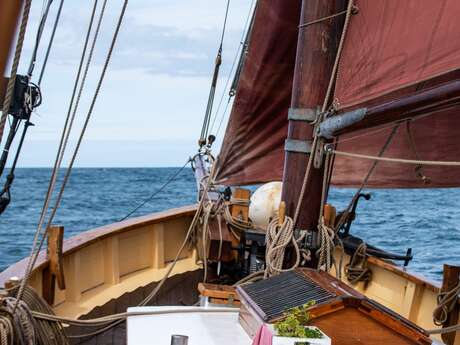 La Jane s'embraz - Musique, artisanat, passion maritime