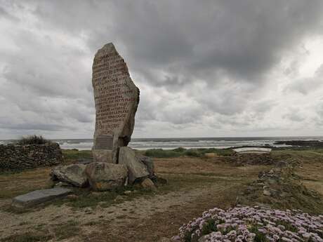 Menhir des Droits de l'Homme