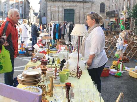 Brocante de Moncontour