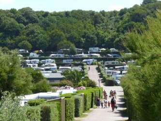 Camping de la Plage de Saint-Pabu et de la ville Berneuf Camping de la Plage de Saint-Pabu et de la ville Berneuf