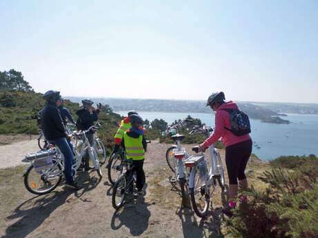 Destination le Cap d'Erquy en vélo à assistance électrique Destination le Cap d'Erquy en vélo à assistance électrique