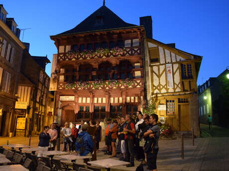 Visite guidée nocturne "Personnalités lamballaises"