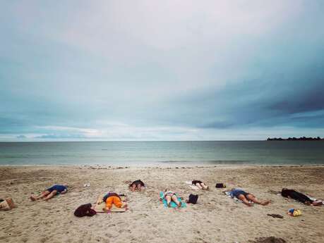Summer Yoga - Cours de yoga sur la plage