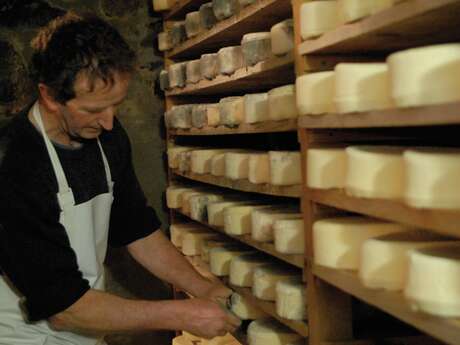 Visite guidée de la Fromagerie du Vaumadeuc Visite guidée de la Fromagerie du Vaumadeuc