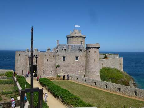 JEP - Château de La Roche Goyon - Fort La Latte