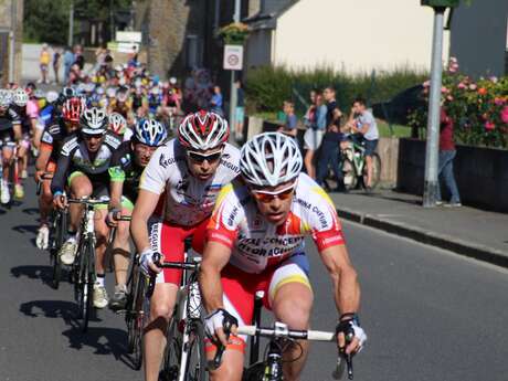 Courses cyclistes semi nocturne Courses cyclistes semi nocturne