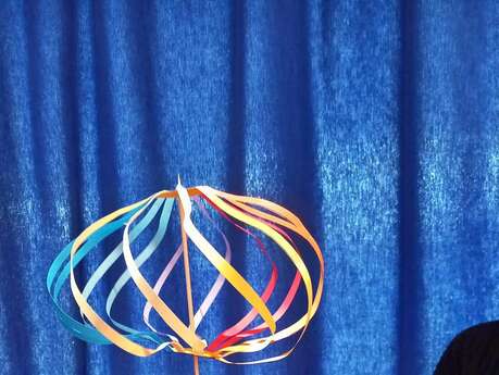 Une Histoire, un Bricolage : Rainbow Twist