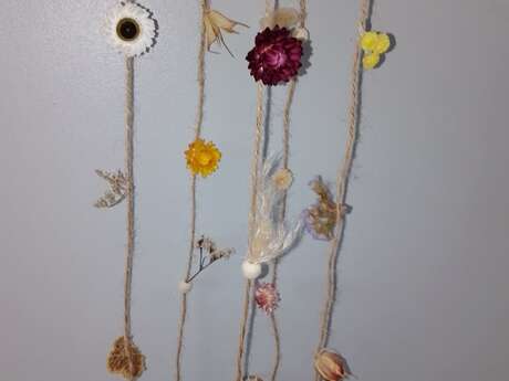 Atelier duo parent enfant - Fabrication d'un mobile en fleurs séchées
