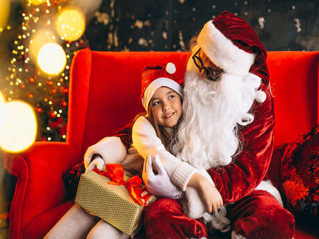 Arrivée du Père Noël au port de St Guénolé