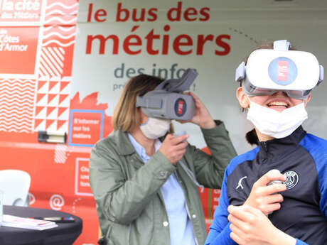 Le bus des métiers