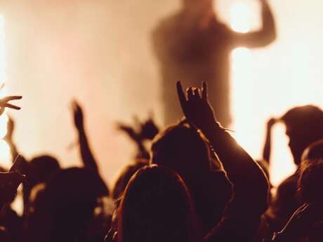 Concert avec merci bonsoir