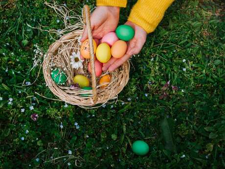 Fête du printemps - chasse à l'œuf, goûter et promenade en poney