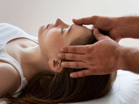 Shirotchampi (massage cranien) sur la plage du Ster