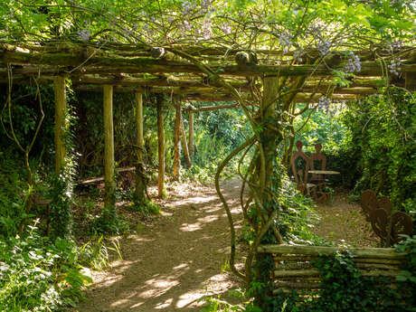 La Roche-Jagu : Visite guidée avec un jardinier du Domaine
