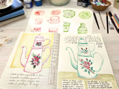 BLEU ETC : peindre et dessiner les objets du quotidien