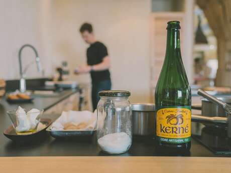 Cours de cuisine avec le chef Matthieu Gralepois.