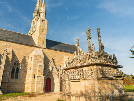 Chapelle et calvaire de Tronoën