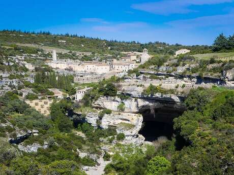 CIRCUIT ROUTIER DE MINERVE À OLARGUES AU FIL DU TEMPS ET DES VIGNES