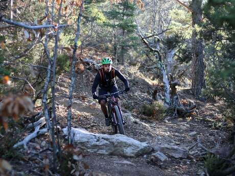 SPECIALE ENDURO N°5 LUNAS - LE GRAVEZON - SITE VTT-FFC GRAND ORB EN HAUT-LANGUEDOC