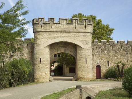 CHATEAU DE GREZAN FAMILLE CROS-PUJOL